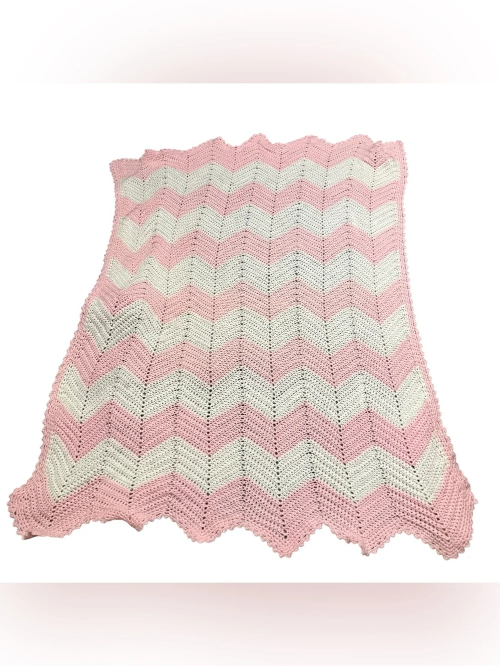 Pink White Chevron Crochet Blanket Scalloped Edge Handmade 40x58